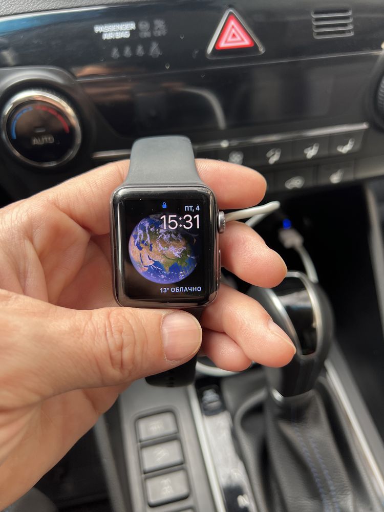 Срочно продам Apple Watch 3 series 42mm