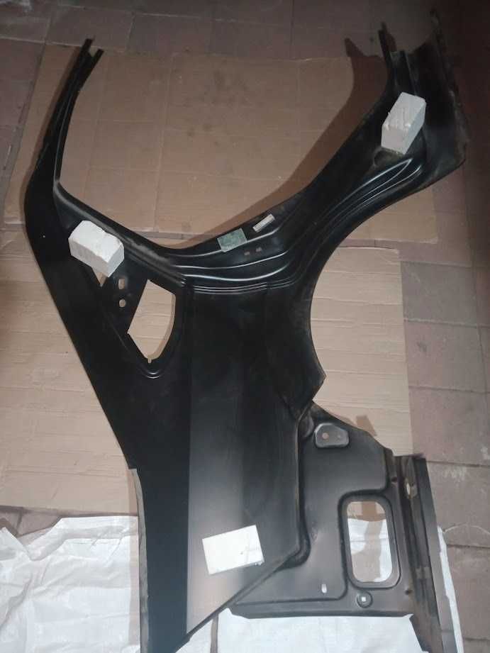 Aripa stanga spate FORD FOCUS SEDAN 2004-2008