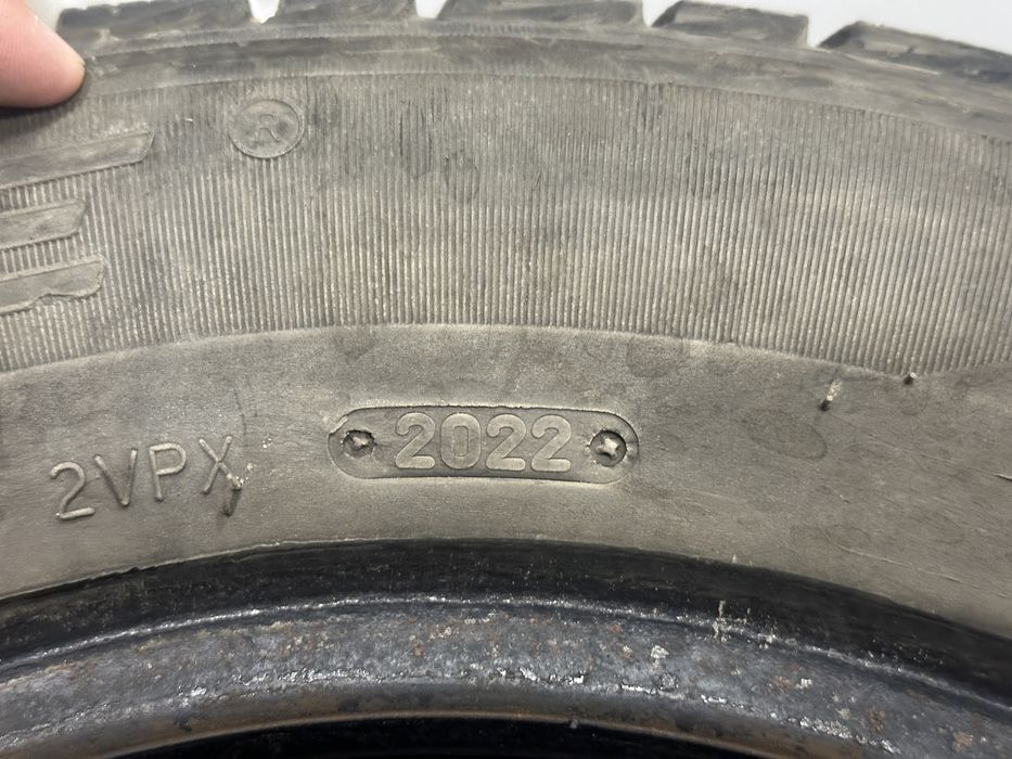 зимние шины 185/65/R14