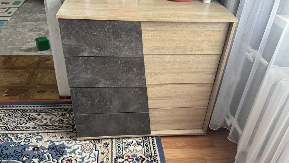 Продается комод для спальни,либо детской