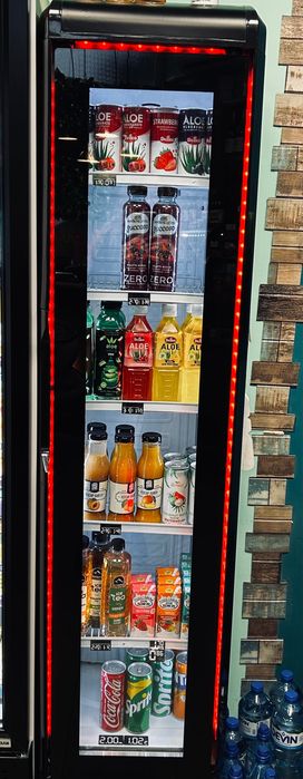 Хладилна витрини SLIM