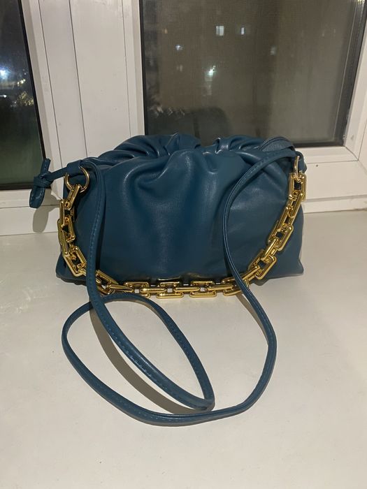 Новая стильная сумка с цепочкой