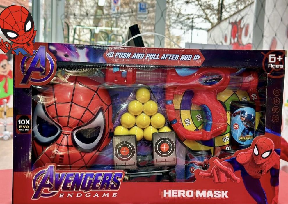 Голям комплект с Маска, оръжие и много неща на Спайдърмен, Spiderman