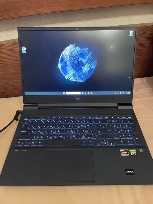 Ноутбук HP Victus 16 e0111ur