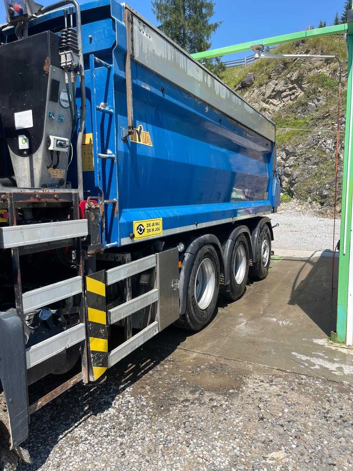 Camion MAN TGS basculabila