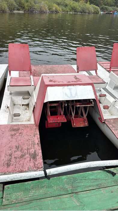 Продам катамараны 4 местные