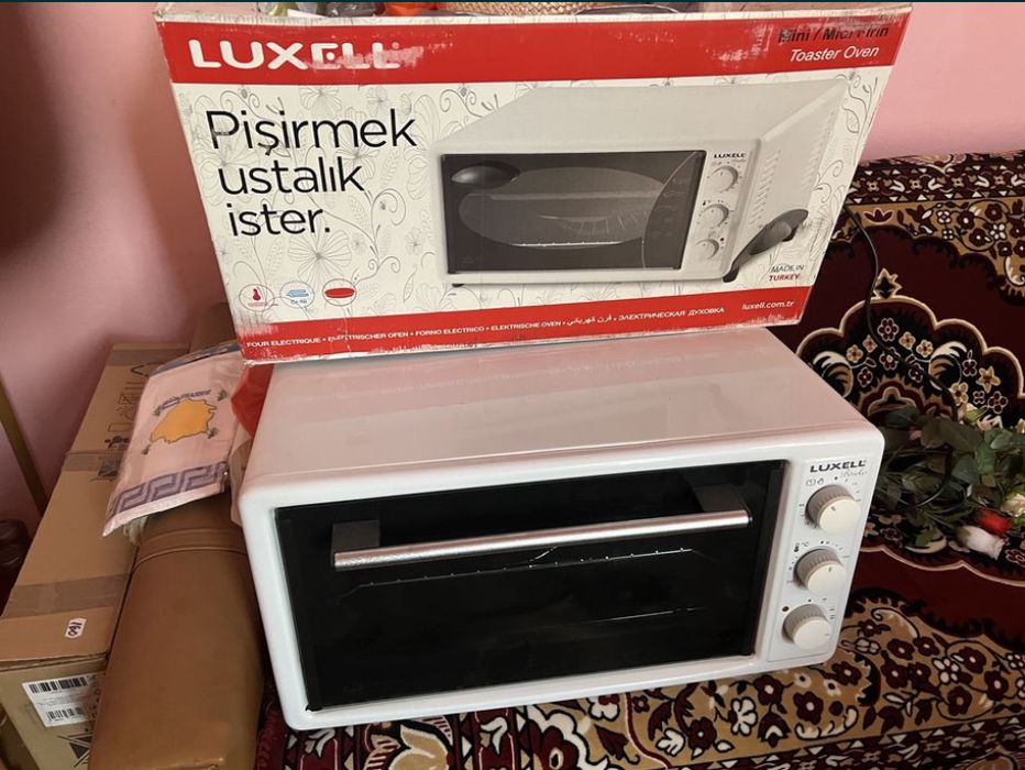 Microwave Shov nou nefolosit.