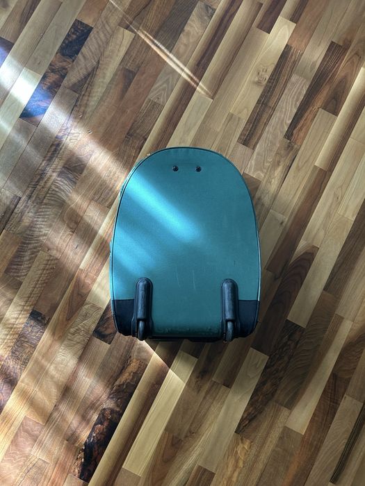 Куфар-крокодил. Идеален за всяко дете от 2 до 5 годинки.