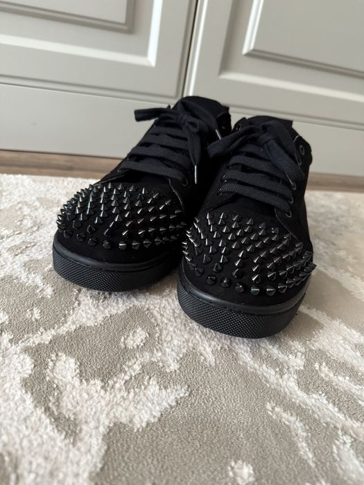 christian louboutin din piele