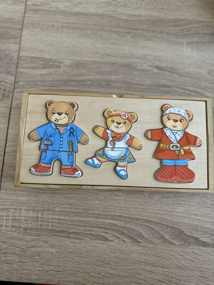 GOKI Пъзел Мечки за обличане