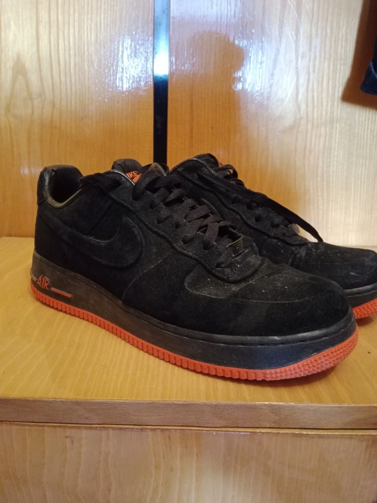 Nike Air Force 1 Low VT – Black / Max Orange