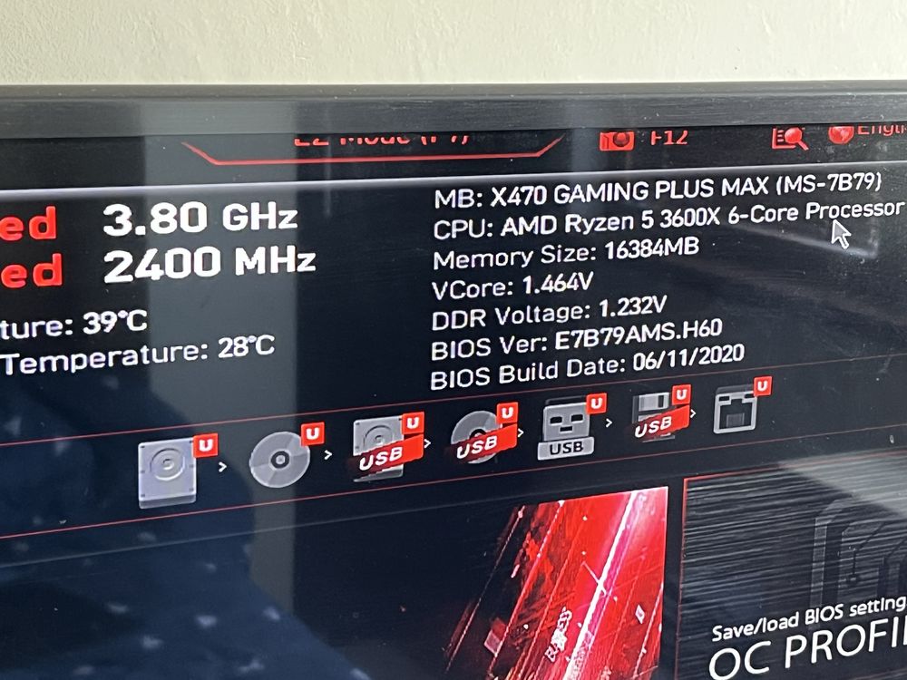 Геймърски компютър  ryzen5 3600x 16GB  + 512mb fast nvme