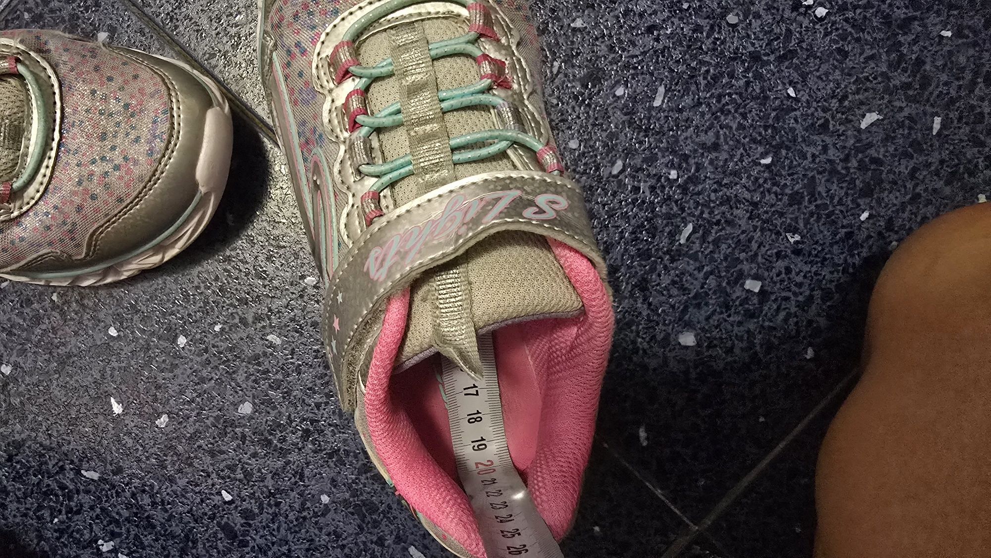 Маратонки Skechers lights