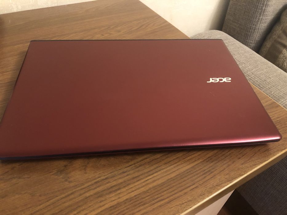 Acer Aspire E5 576 serias