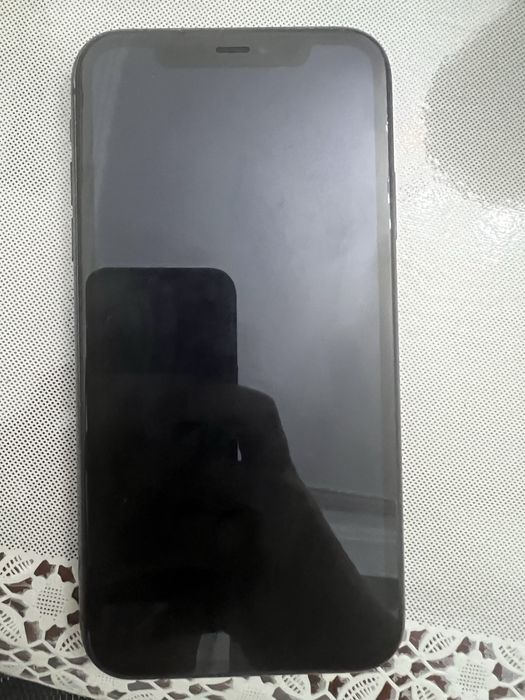 IPhone 11, 70% аккумулятора продается