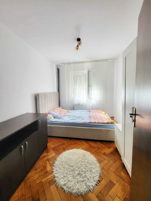 Apartament 3 camere de închiriat, zona Circumvalatiunii
