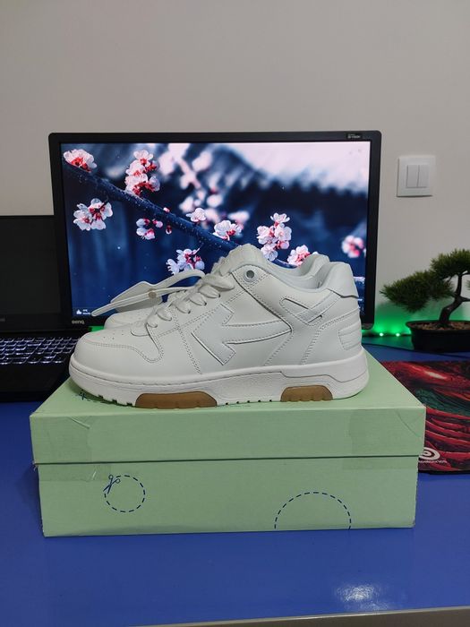 Off White Out Of Office