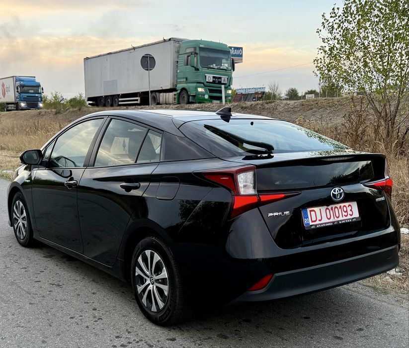 Toyota Prius Hibrid 1.8 an2020