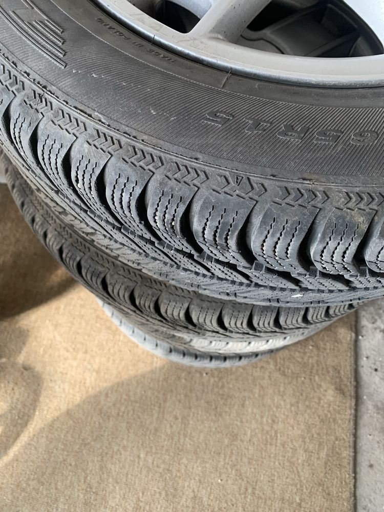 Зимни гуми Debica 195/65 R15 91T DOT 26/18