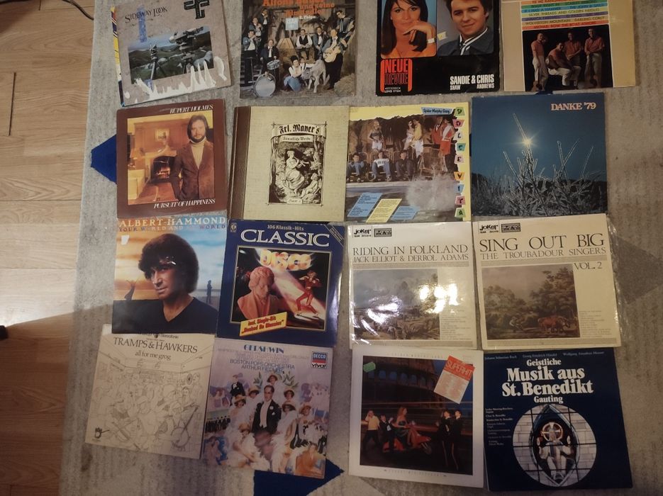 Vinyl-uri nezgâriate, NEZGÂRIATE! PRET NEG.