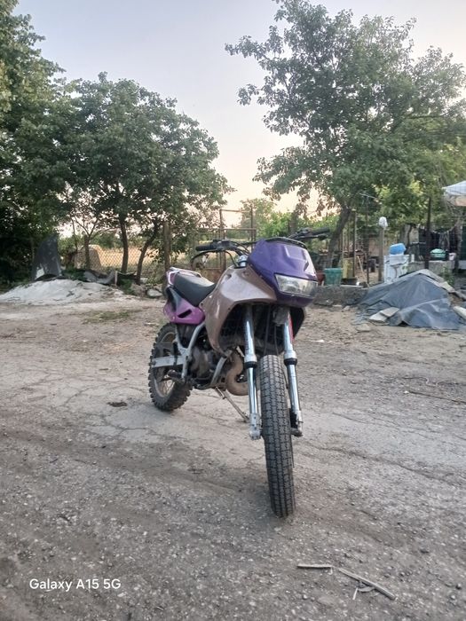 Априлия пегасо 125