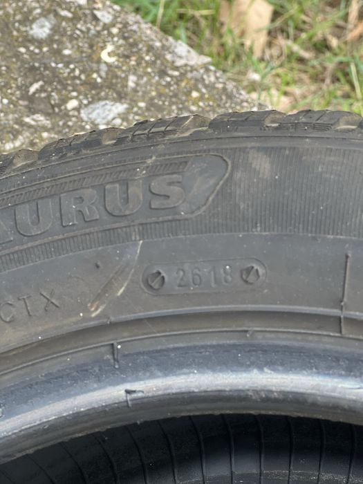 Гуми Taurus 215/55 R16 – добър грайфер, DOT 26/18