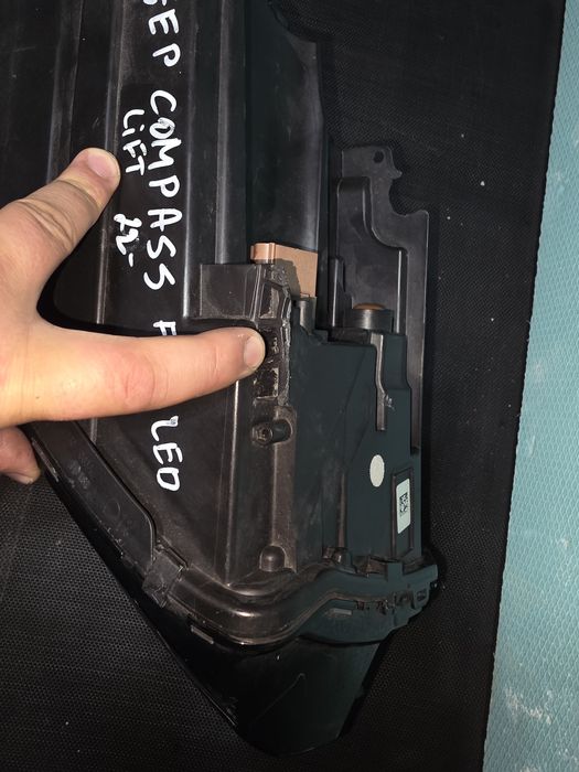 Jeep Compass 2 facelift full led десен фар 22-