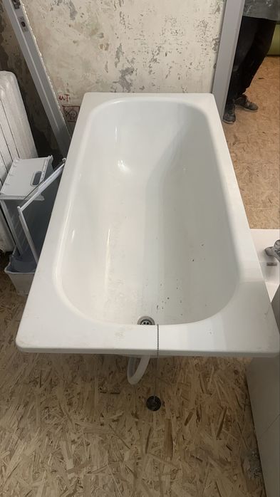 Продам ванну, длина 150 см