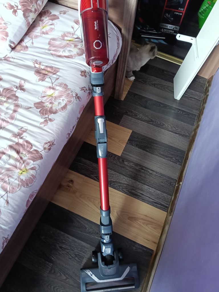 Продам пылесос беспроводной
