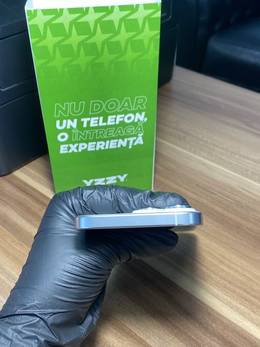 iPhone 16 Pro Max / 512 GB / Sănătate baterie 100% / Foarte bun