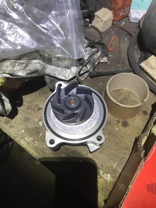 Pompa apa  pentru vw t 4 2500 cmc