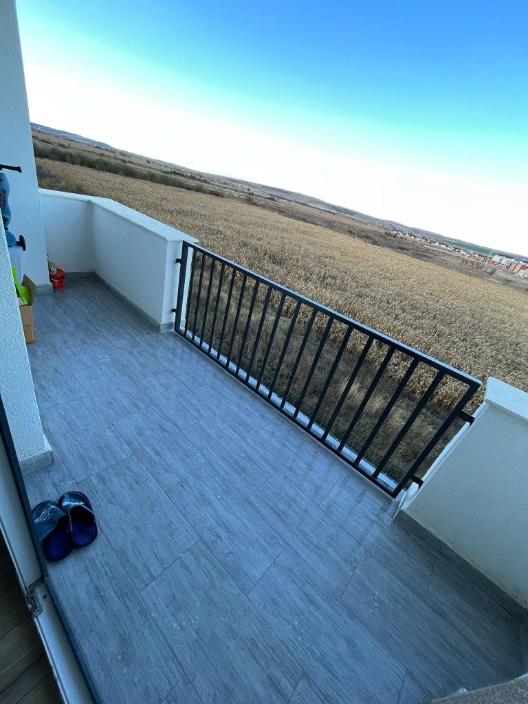 Apartament 3 camere cu loc de parcare