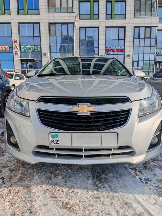 Продам Chevrolet Cruze 2014 г в,  обьем 1.8