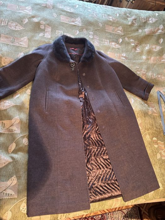 Пальто женское демисезонное-зимнее