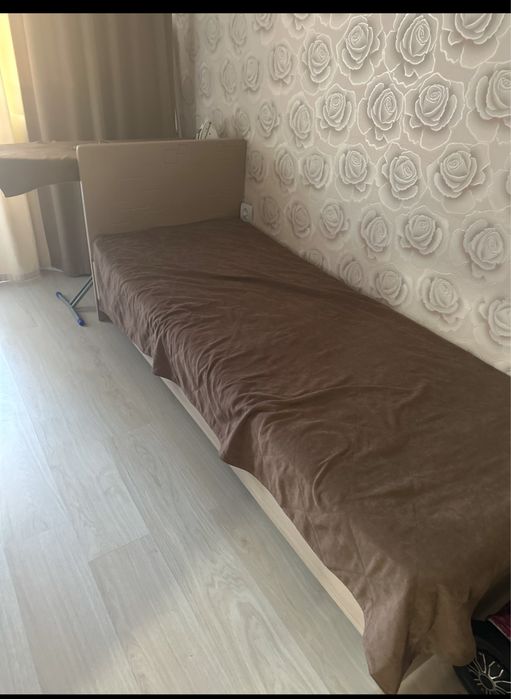 Кровать подрасковая бежевые