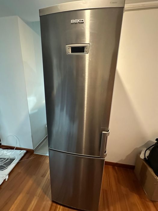 Combina frigorifică Beko - stare impecabilă