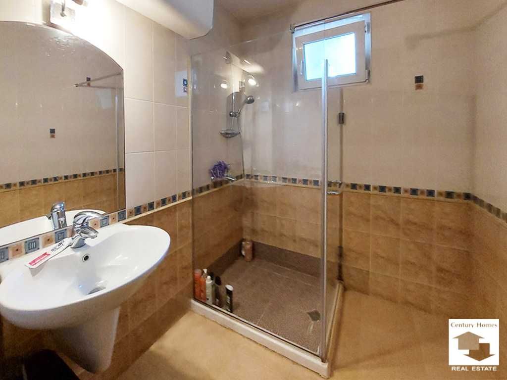104839 Просторен апартамент с 4 спални в центъра на Велико Търново
