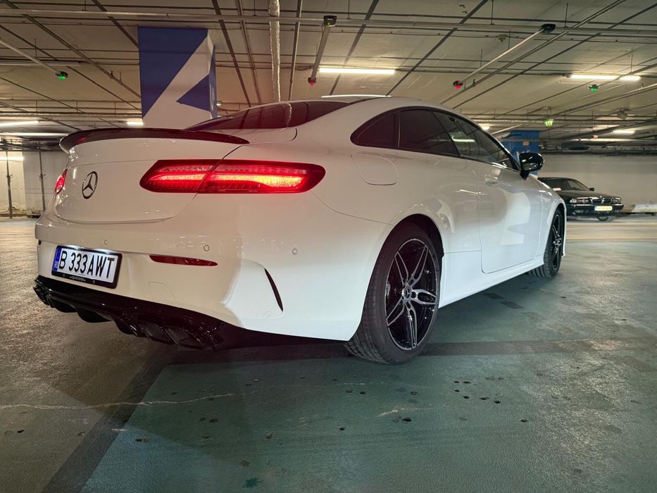 Vand mercedes-benz E200