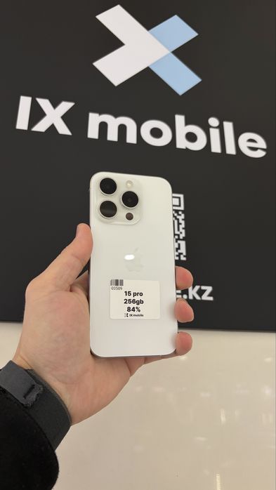 iphone 15 pro 256 84%