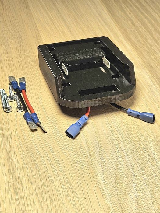 Adaptor universal acumulator makita 18V