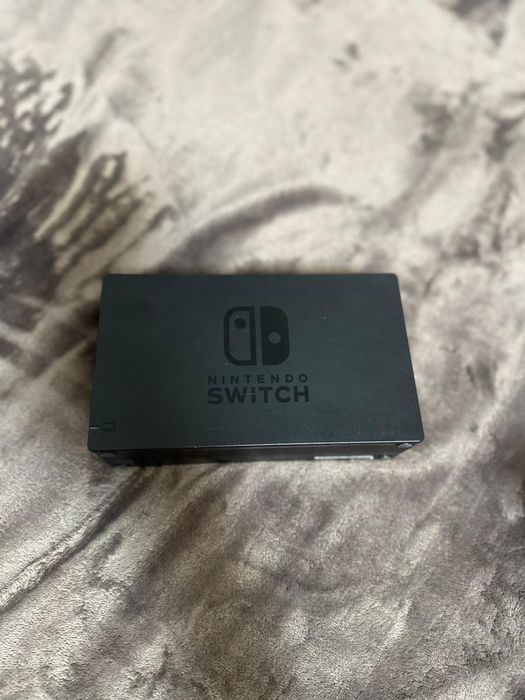 Nintendo  Switch