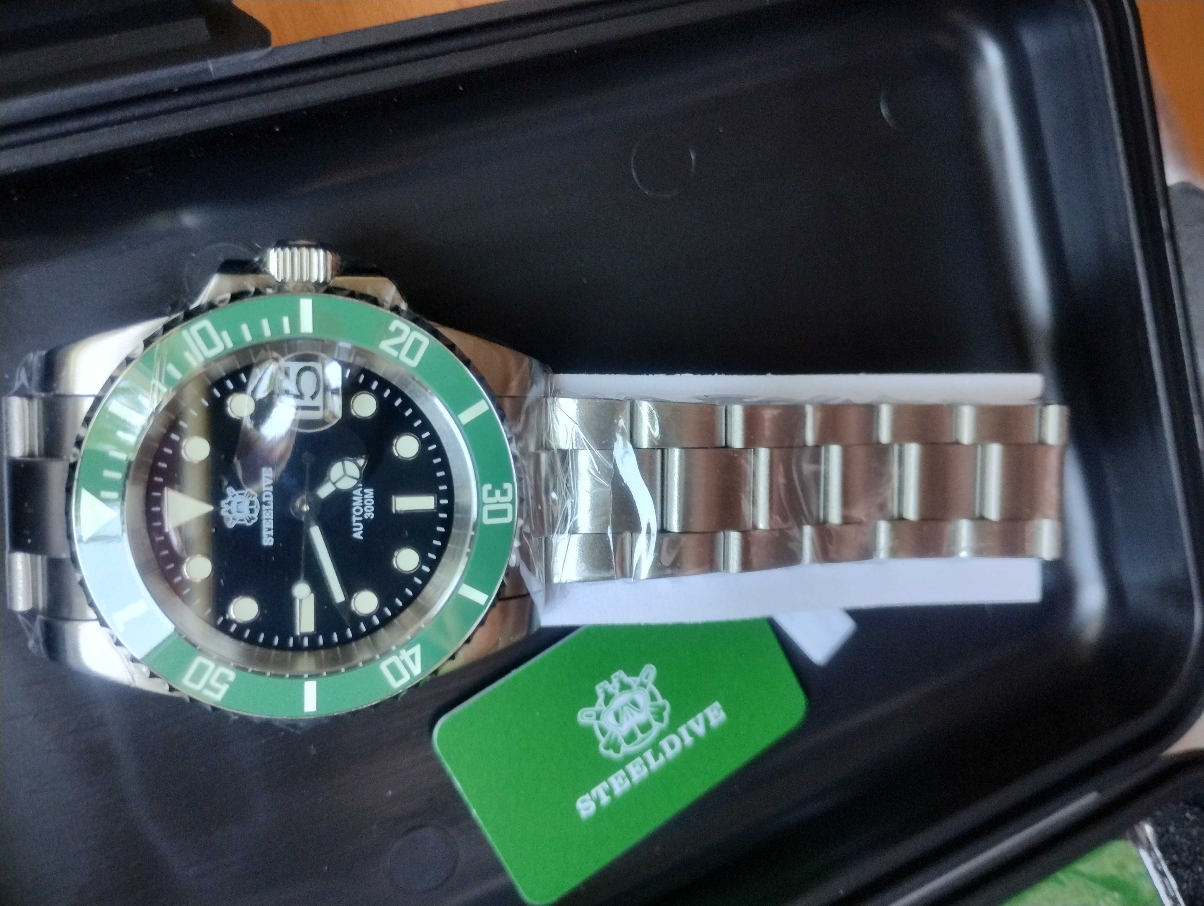 ROLEX хомаж на Steeldive - задвижване Seiko NH35 чисто нов