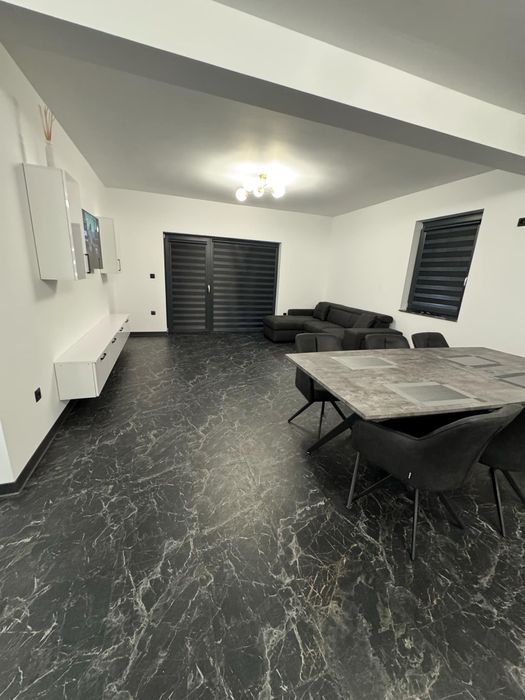 Vand casa str. Giulia ( odoreului )