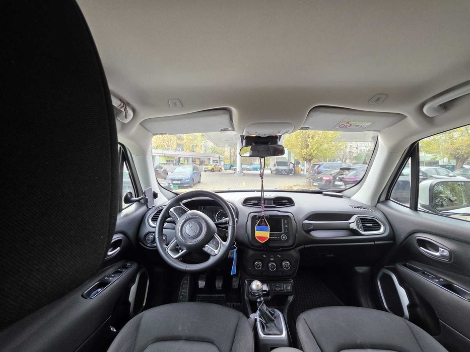 Jeep Renegade 2019  1.0 Benzină 120 CP Alb ITP valabil