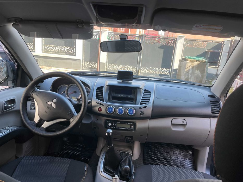 Mitsubishi L200 - 2009
