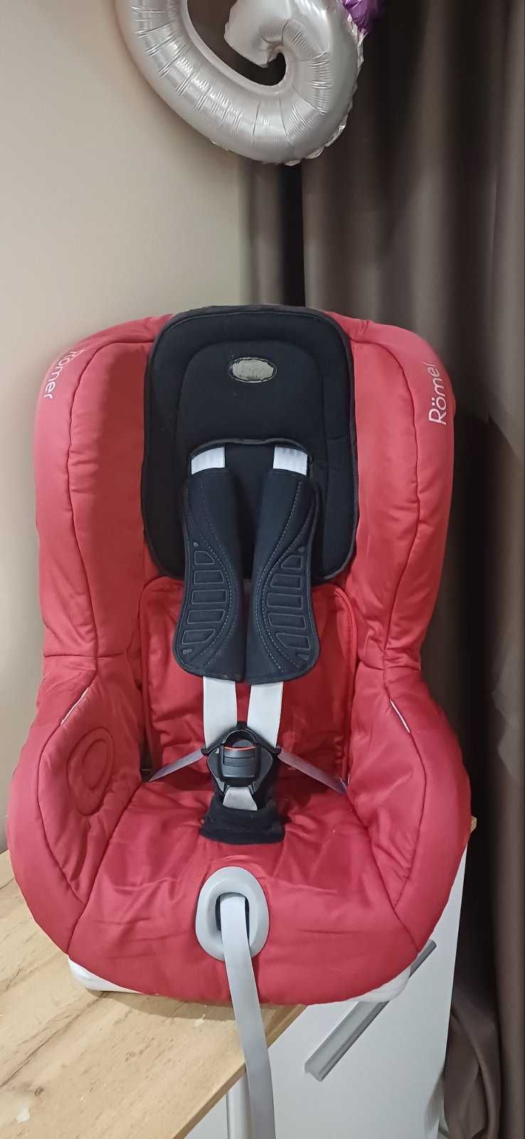 Britax Столче за кола - Römer Versafix Chili Pepper