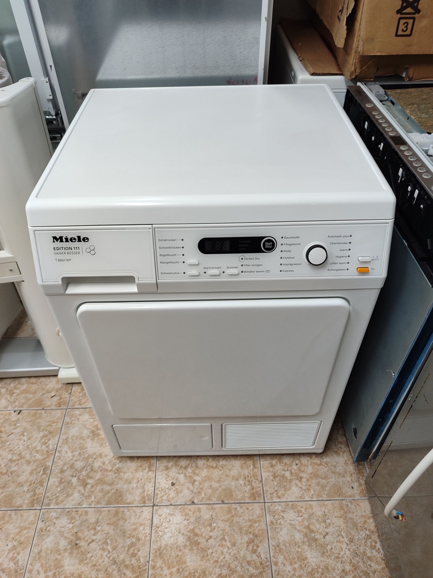 Сушилня Miele T8861WP - 8кг. Термопомпа.