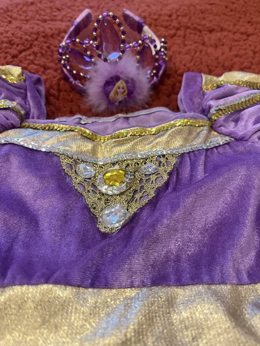 Диадема  Рапунцел и рокля за 7/8 г