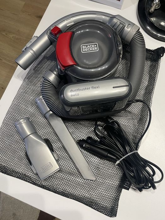 Aspirator auto BLACK & DECKER