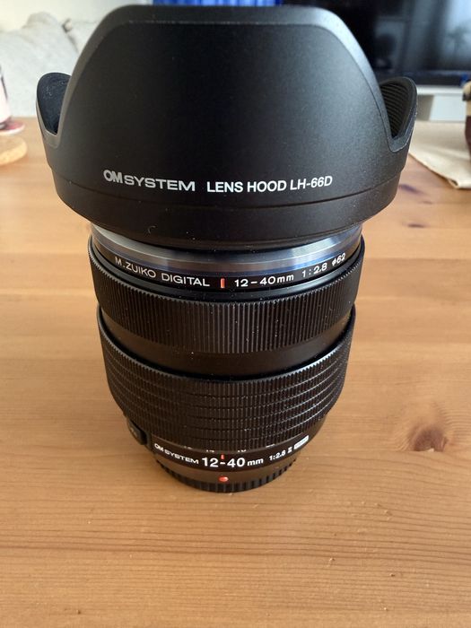 обектив Olympus 12-40mm f 2.8 PRO II